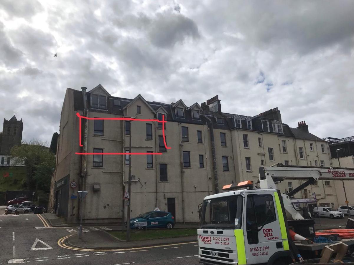 Prime Location Rooms In High Street 威廉堡 外观 照片