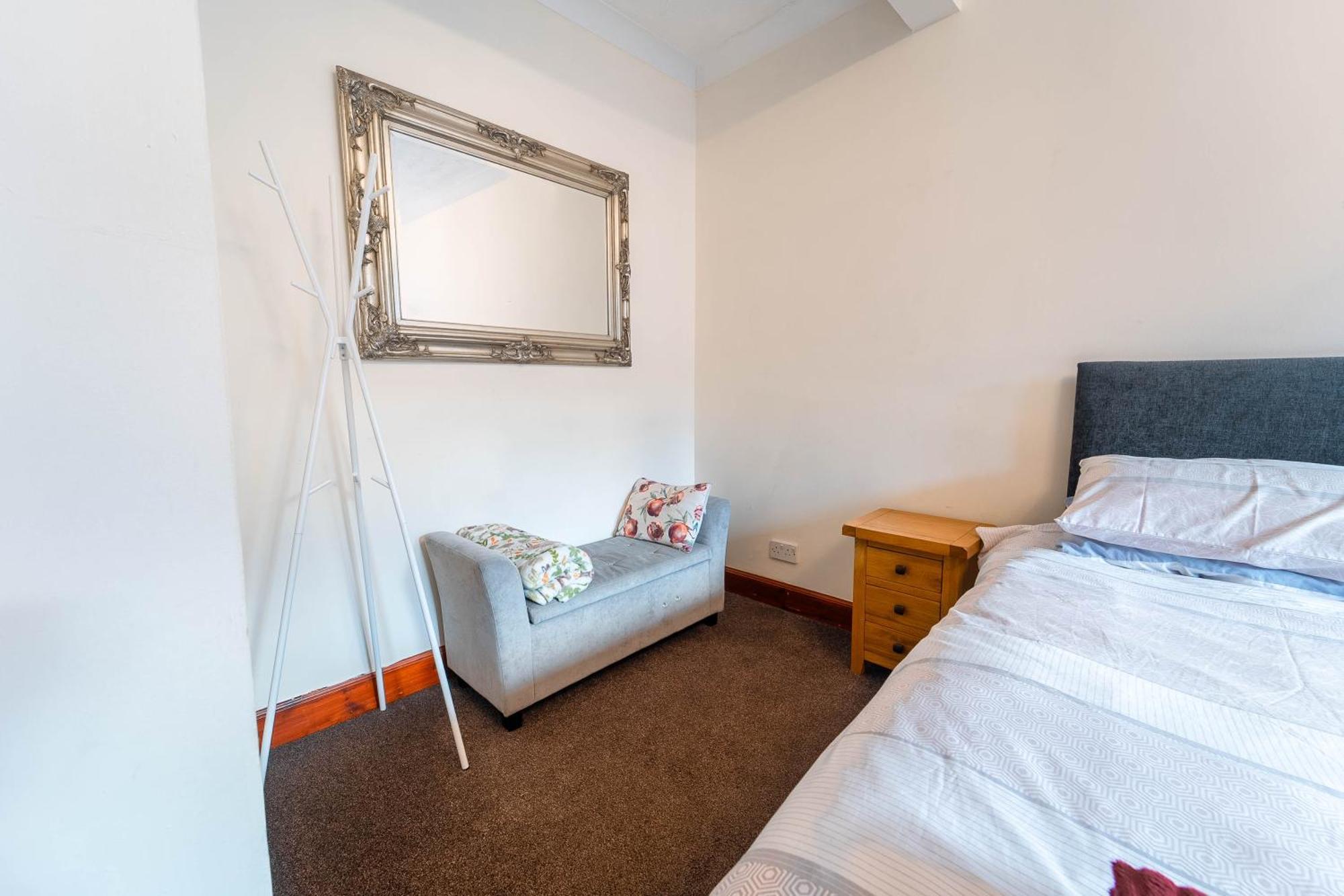 Prime Location Rooms In High Street 威廉堡 外观 照片