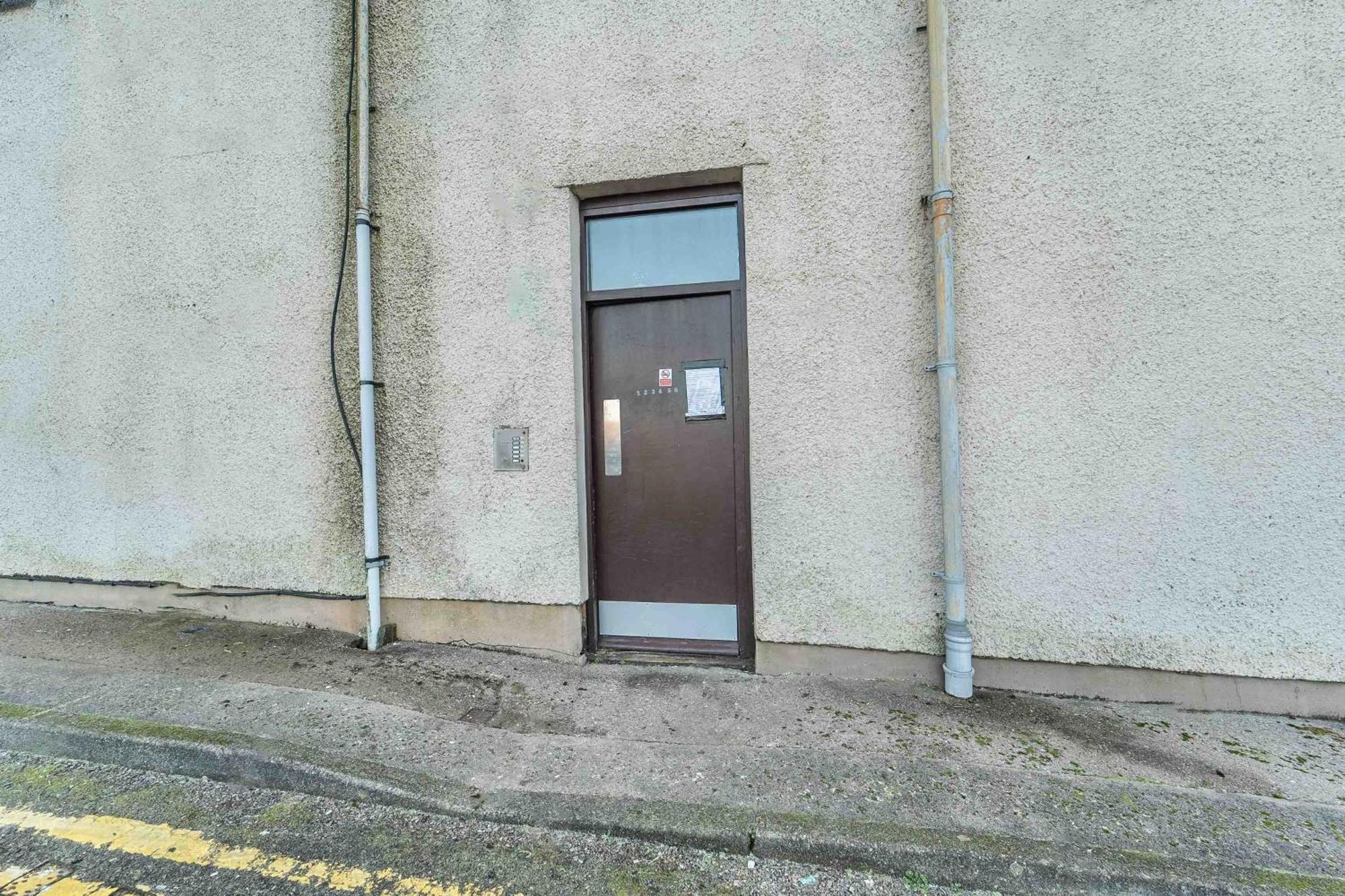 Prime Location Rooms In High Street 威廉堡 外观 照片