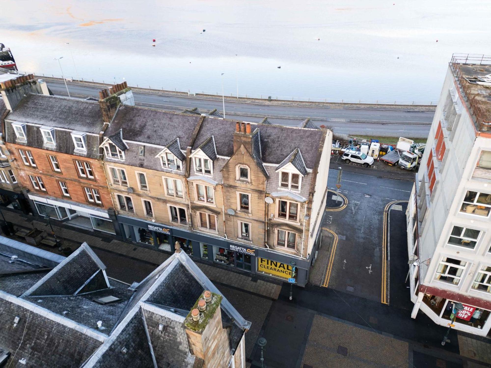 Prime Location Rooms In High Street 威廉堡 外观 照片